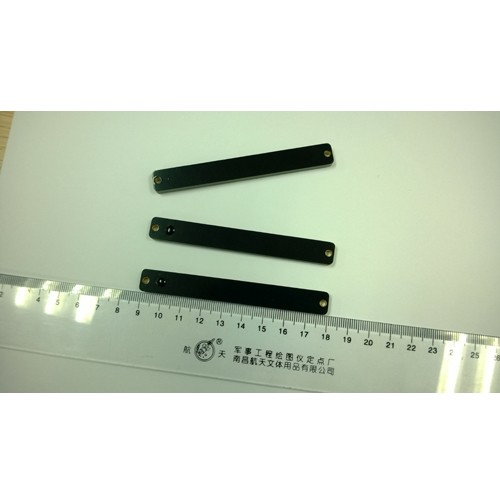 Étiquette anti-métal passive 90*11 mm