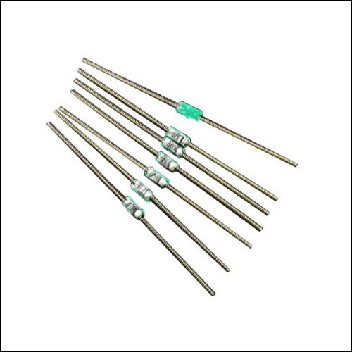 Étiquette de pneu à ressort RFID UHF