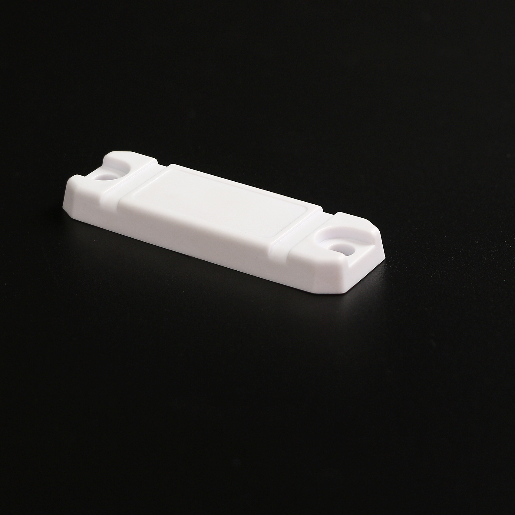 Étiquette RFID UHF ABS anti-métal pour palette d'entrepôt