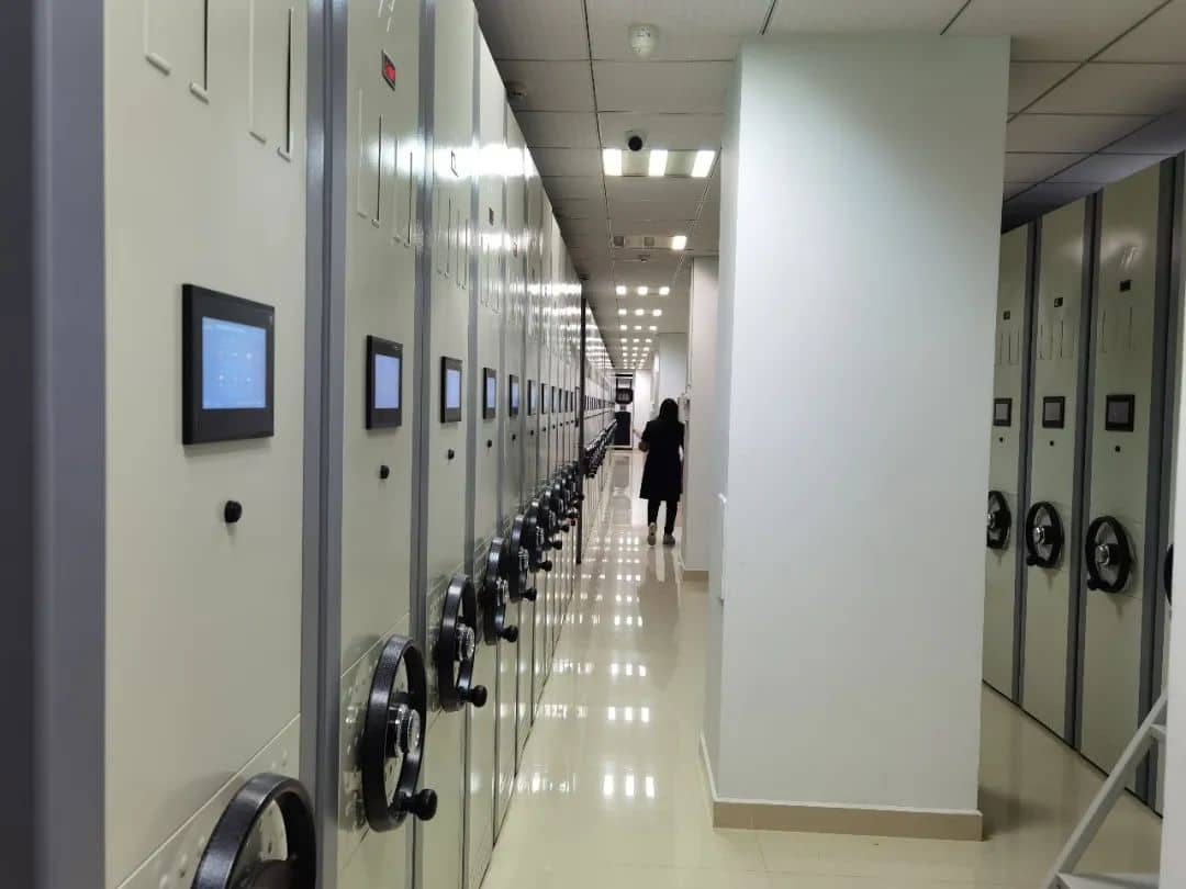 Archives judiciaires intelligentes : Exploiter la RFID pour une gestion sécurisée et traçable des documents judiciaires
